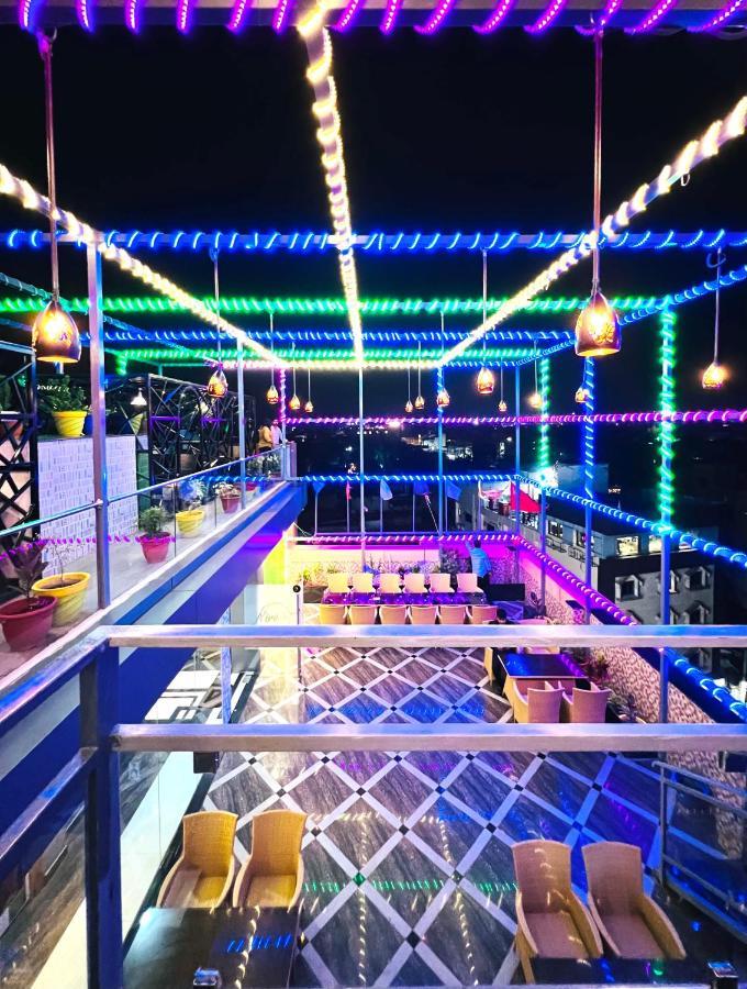 The Magnum Hotel เดฟการ์ ภายนอก รูปภาพ